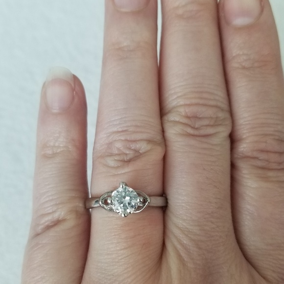 *only size 9 left!* 1ct Blossom Solitaire - Picture 2 of 6